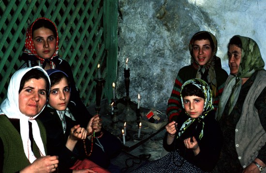 132-1897 inside Unsal shrine